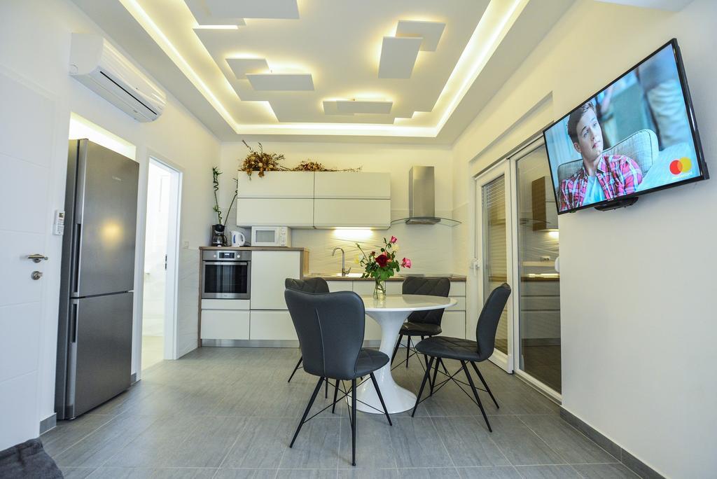 Benelux Apartment *