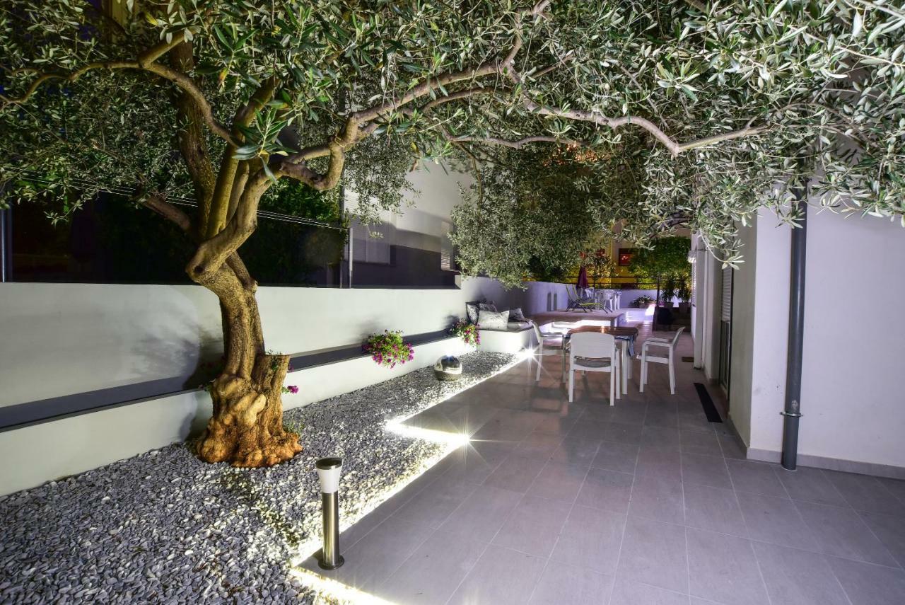 Apartament Benelux *