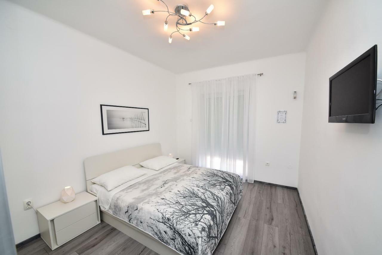 Apartament Benelux *