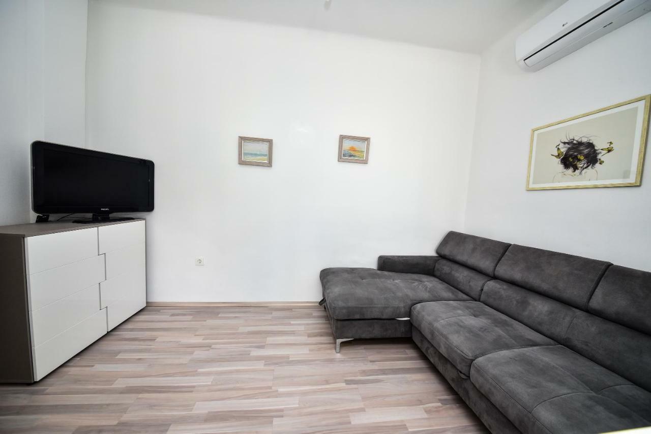 Benelux Apartament *